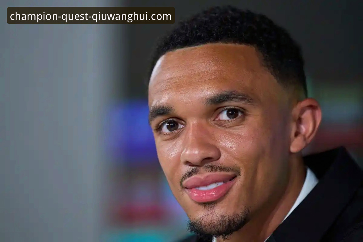 皇马球星阿诺德训练场外暖心互动引关注，球王会体育平台为您解析事件始末